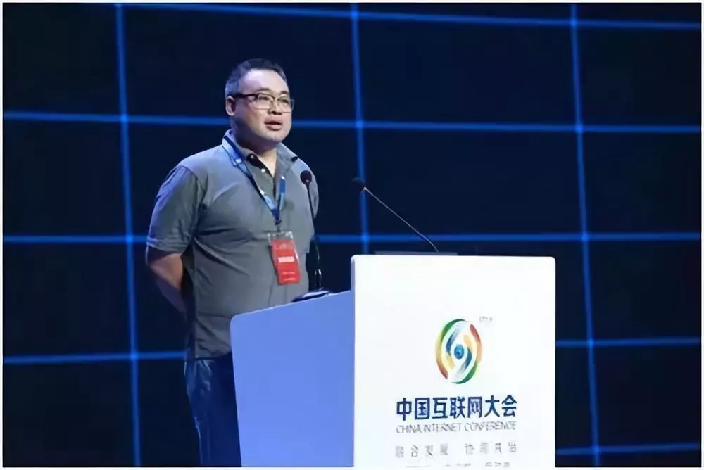 （图）张昆在演讲